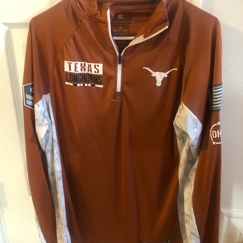 UT Longhorns Men’s Dri Fit long sleeve shirt 3/4 zip size medium